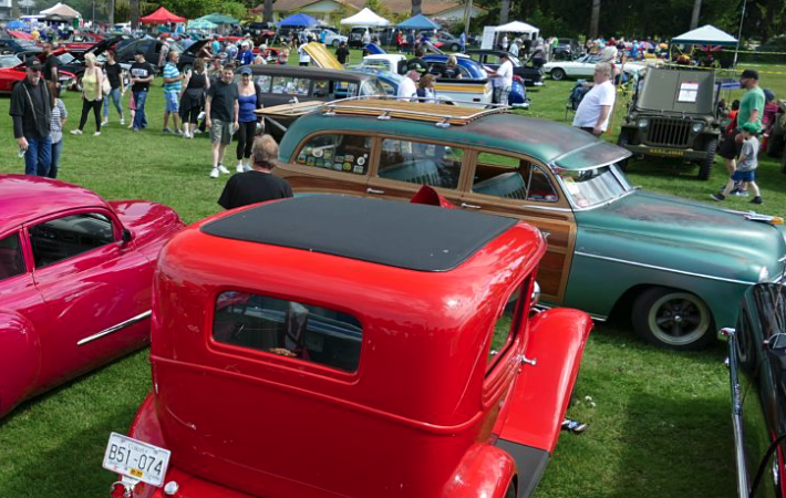 DW Poppy Car Show